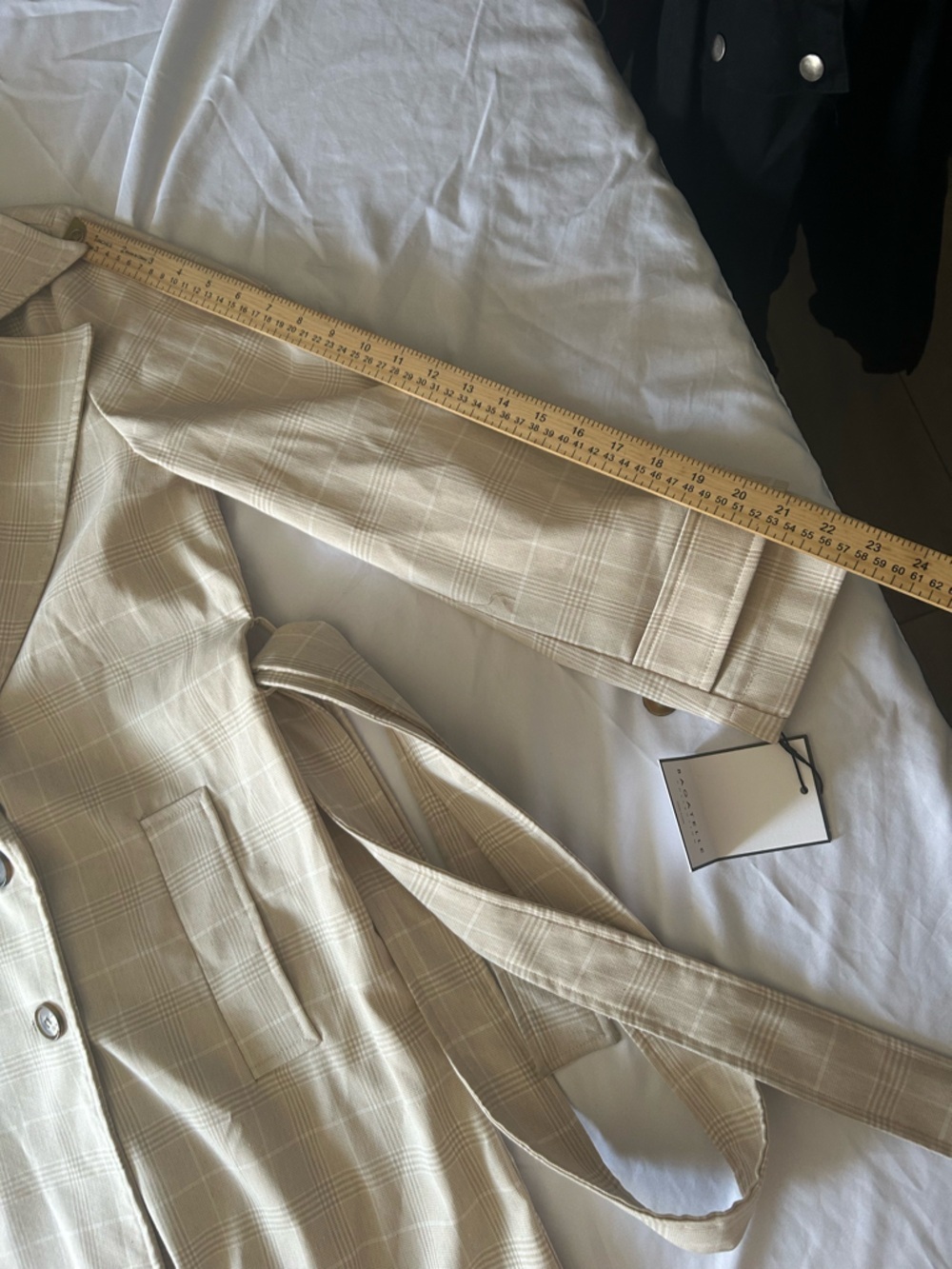 Bagatelle Collection Plaid Trench Coat Beige Double Breasted Belted Size L - Picture 6 of 6